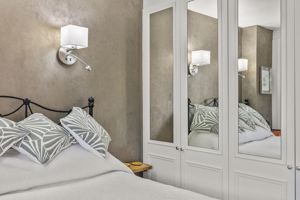 Photo 17- click for photo gallery